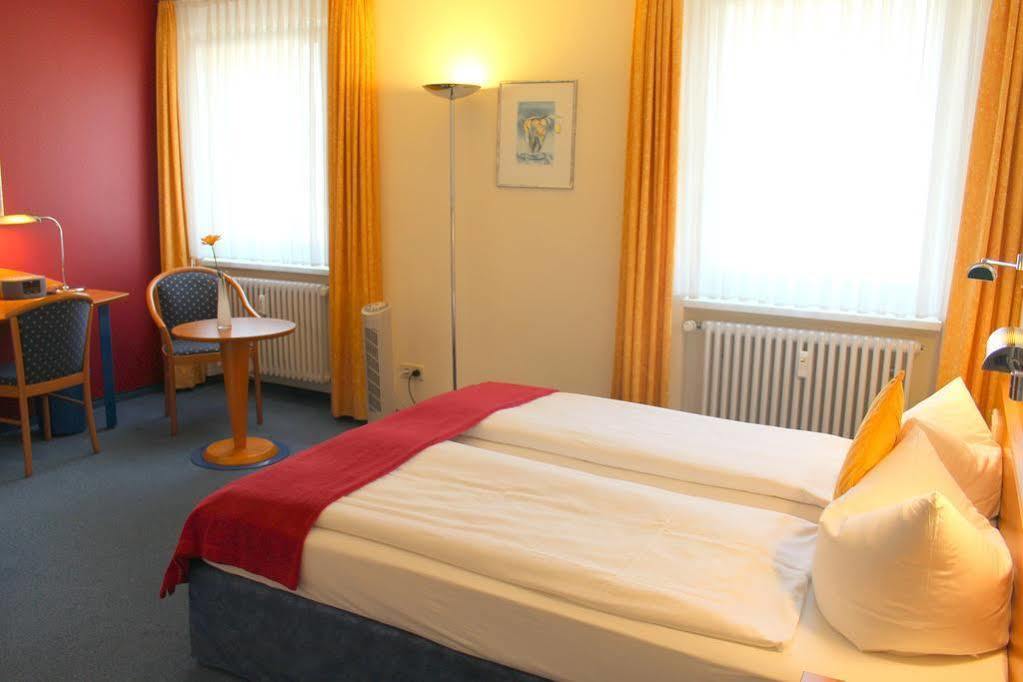 City Hotel Freiburg Luaran gambar